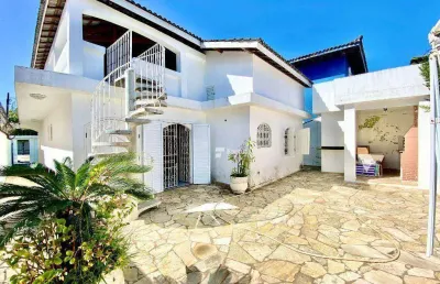 Casa com 3 dormitórios à venda, 360 m² por r$ 690.000,00 - praia de pernambuco - guarujá/sp