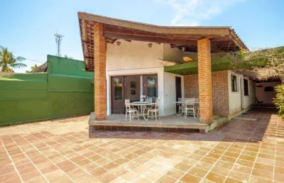 Casa com 3 dormitórios à venda, 220 m² por r$ 680.000,00 - praia de pernambuco - guarujá/sp