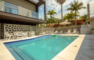 Casa com 6 dormitórios à venda, 300 m² por r$ 3.950.000,00 - acapulco - guarujá/sp