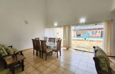Casa com 5 quartos à venda na Rua Avedis Simonian, 514, Jardim Guaiuba, Guarujá