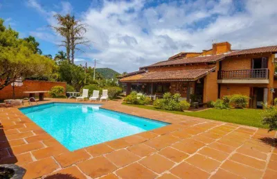 Casa com 6 dormitórios à venda, 600 m² por r$ 4.200.000,00 - acapulco - guarujá/sp