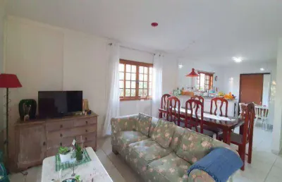 Casa com 3 dormitórios à venda, 168 m² por r$ 1.100.000,00 - guaiuba - guarujá/sp