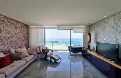 Apartamento à venda na praia das pitangueiras - guarujá/sp.