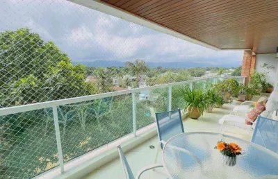 Apartamento com 4 dormitórios para alugar, 132 m² por r$ 13.500,00/ano - riviera de são lourenço - bertioga/sp