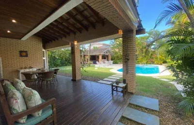 Casa em condomínio fechado com 5 quartos à venda na Avenida Manoel Alves de Moraes, 101, Jardim Três Marias, Guarujá