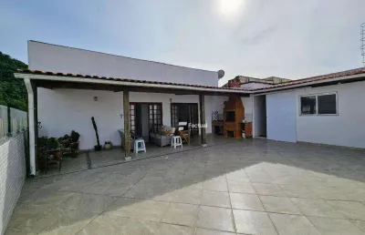 Cobertura à venda na praia da enseada - guarujá / sp.