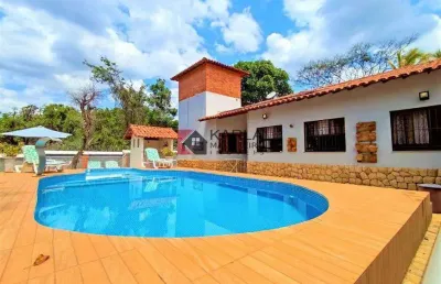 Casa 05 quartos, 03 suites, piscina e quadra lagoa mansões!!