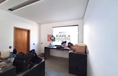 Casa moderna e com piscina cond. paque dos buritis!!