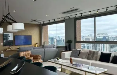 Apartamento para venda possui 135 metros quadrados com 2 quartos