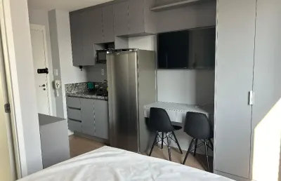 Apartamento studio no brás de 1 dorm e 1 banheiro ao lado do metrô - são paulo