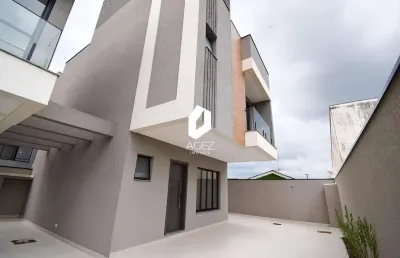 Sobrado com 03 quartos, 01 suíte, terraço e 02 vagas no portão, curitiba - pr