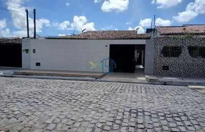 Casa padrão / casa padrão em natal / casa padrão no bairro parque dos coqueiros / casa na zona norte de natal / casa em rua pública em parque dos coqueiros
