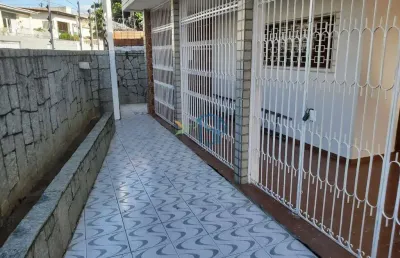 Casa padrão / venda de casa no barro vermelho em natal-rn