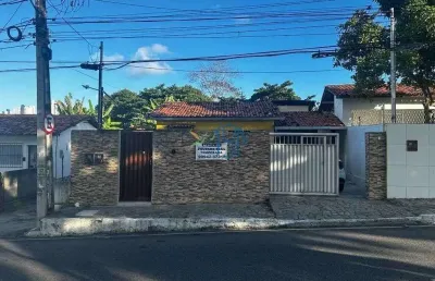 Casa em castelo branco/ casa com 5 quartos/ casa com 3 garagens/ casa espaçosa/ casa em joão pessoa/ casa murada
