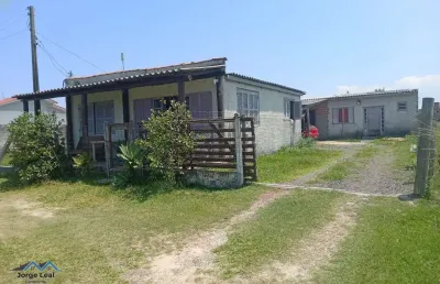 Casa 2 dormitórios à venda sumaré ii passo de torres/sc