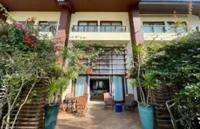 Casa à venda avenida marjory da silva prado, balneario praia do pernambuco/guarujá