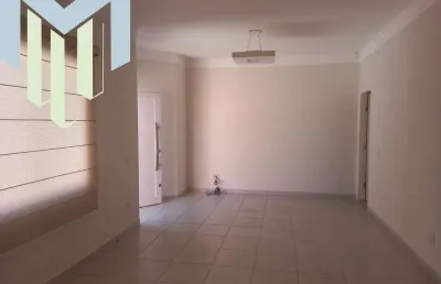 Casa à venda com 03 dormitórios sendo uma suíte ,bairro vila romana, marília-sp.