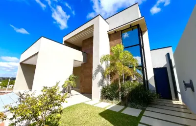 Luxuosa casa com piscina no cidade das flores – caldas novas/go