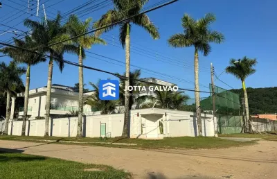Casa com 4 quartos para alugar na das jaranas, 1500, balneário praia do pernambuco, guarujá, 250 m2 por r$ 6.000