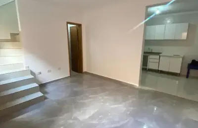Casa com 2 quartos para alugar na Rua Sanches de Aguiar, Vila Oratório, São Paulo
