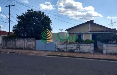 Casa com 3 quartos à venda na Rua Doutor Gastão de Sá, 1208, Vila Boa Vista, São Carlos