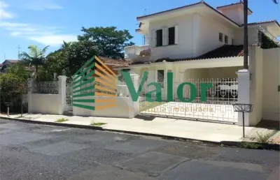 Casa com 4 quartos à venda na Rua Doutor Orlando Damiano, 2468, Jardim Macarengo, São Carlos