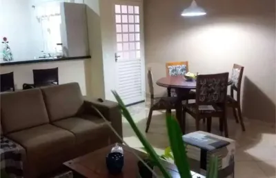 Casa com 2 quartos à venda na Rua Antônio Micucci, 296, Jardim Tangará, São Carlos