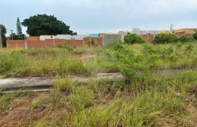 Terreno à venda na Rua Juliano Parolo, 32, Jardim Hikare, São Carlos