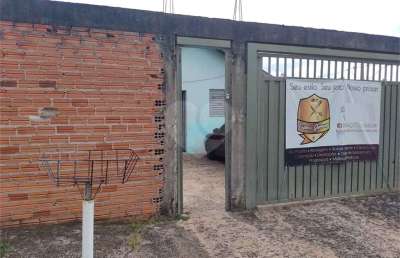 Casa à venda com 2 quartos em residencial deputado josé zavaglia, são carlos - sp