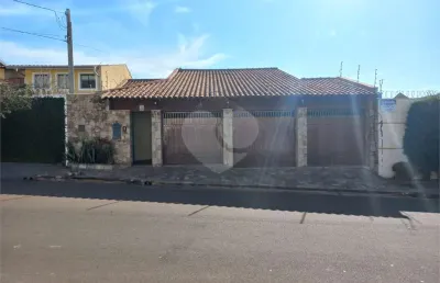 Casa com 3 quartos à venda na Rua José Missali, 108, Planalto Paraíso, São Carlos