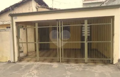 Casa com 3 quartos à venda na Rua Professor Helvídeo Gouvea, 45, Vila Boa Vista, São Carlos