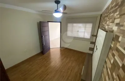 Casa com 2 quartos à venda na Rua Nelcio Torresam, 119, Jardim Veneza, São Carlos