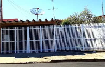 Casa com 4 quartos à venda na Avenida Theodureto de Camargo, 341, Vila Prado, São Carlos