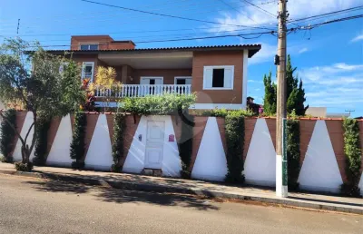 Casa com 3 quartos à venda na Rua Ennês Bueno, 316, Parque Fehr, São Carlos