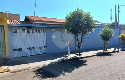 Casa com 3 quartos à venda na Rua Cândido de Arruda Botelho, 2226, Parque Santa Felícia Jardim, São Carlos