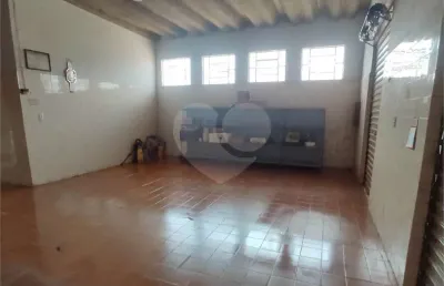 Casa comercial para alugar na Rua Natalino Mastro Francisco, 1038, Vila Boa Vista 1, São Carlos