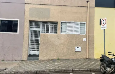 Casa comercio dispondo para venda ou locação no centro,