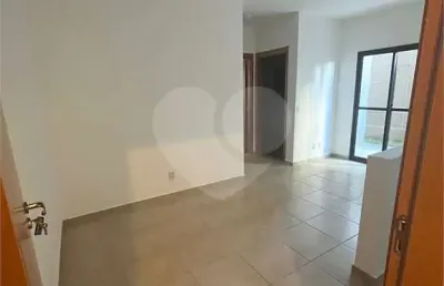 Apartamento térreo para venda e locação no reserva dos pinhais.