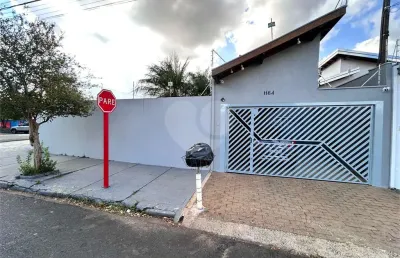Casa com 3 quartos à venda na Rua Abrahão João, 1164, Jardim Bandeirantes, São Carlos