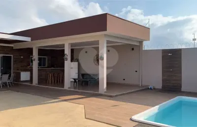 Casa térrea  com piscina para venda no residencial arcoville