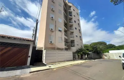 Sala comercial à venda no edifício estilo club – localização privilegiada