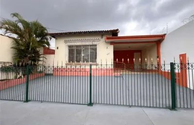 Casa com 3 quartos à venda na Rua Geminiano Costa, 957, Jardim São Carlos, São Carlos