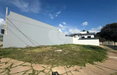 Terreno à venda na Avenida Pedro Muszkat, 911, Residencial Samambaia, São Carlos