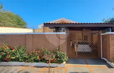 Casa com 4 quartos à venda na Rua Frei Junipero Serra, 73, Jardim Bandeirantes, São Carlos