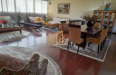 Moema – amplo apartamento com 4 dormitórios por r$ 3.000.000
