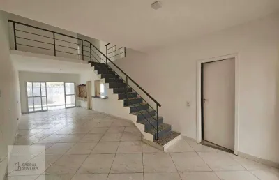 Casa em condomínio fechado com 250m², 4 dorms e 4 vagas na av. moaci – privacidade e espaço em moema