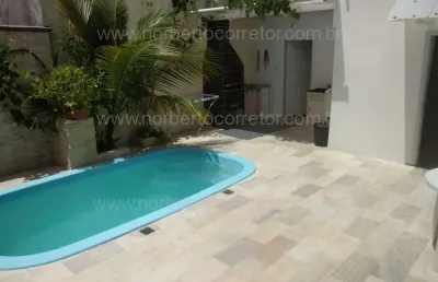 Casa com 2 quartos para alugar na Rua 290, 489, Meia Praia, Itapema