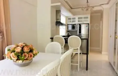 Apartamento à venda na Rua 318, 145, Meia Praia, Itapema