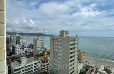 Apartamento à venda na Rua 207, 120, Meia Praia, Itapema