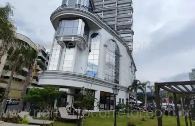 Apartamento à venda na Rua 129, 51, Centro, Itapema
